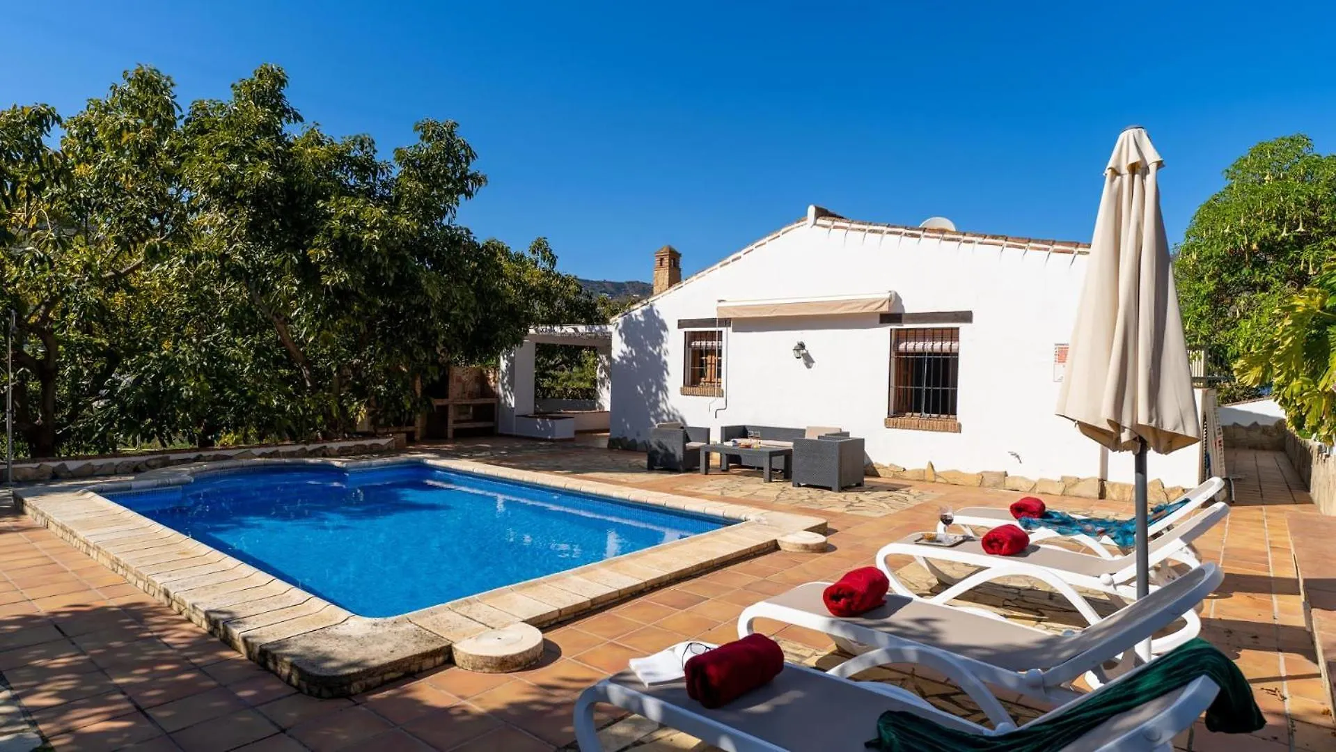 Cortijo Lomasol Villa Nerja